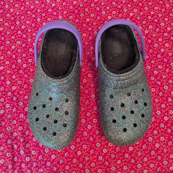 Crocs Starry Skies Multicolor Glitter Slides Fleece Lined Metallic Purple 6 JR - Picture 2 of 6